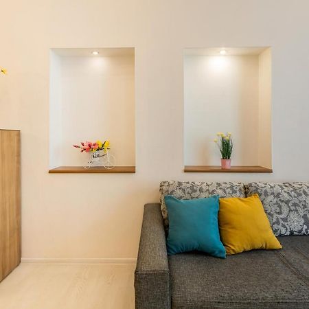 2К Квартира Між Майданом Та Софією Київською Apartment Ngoại thất bức ảnh