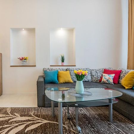 2К Квартира Між Майданом Та Софією Київською Apartment Ngoại thất bức ảnh