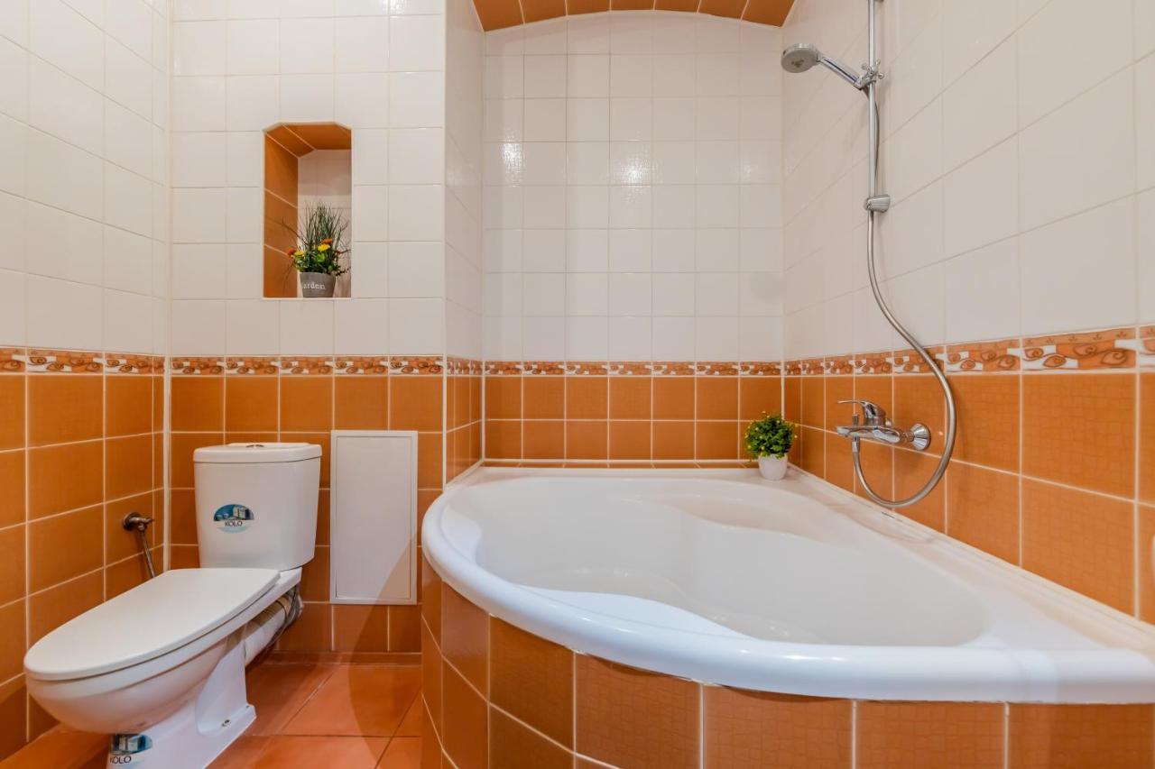 2К Квартира Між Майданом Та Софією Київською Apartment Ngoại thất bức ảnh