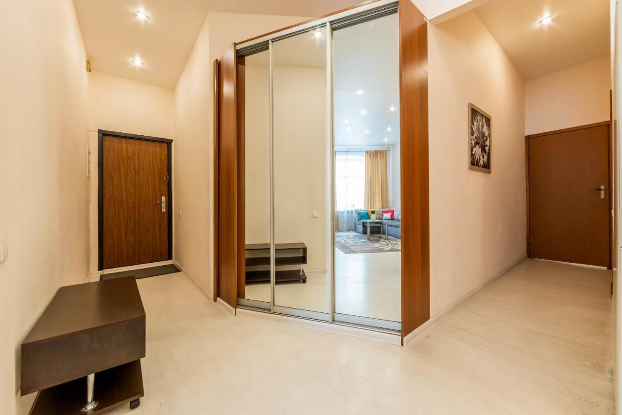 2К Квартира Між Майданом Та Софією Київською Apartment Ngoại thất bức ảnh